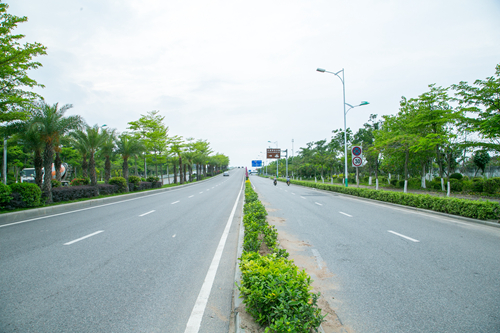 1502241896412244.jpg 滨海西大道_副本.jpg